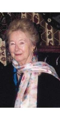 Anna-Teresa Tymieniecka, Polish-born American philosopher., dies at age 91